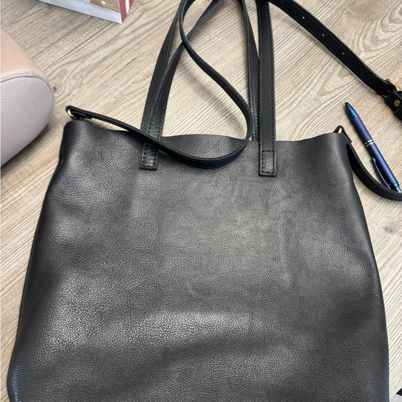 Portland Leather Crossbody Black Leather Tote Bag - Picture 2 of 4